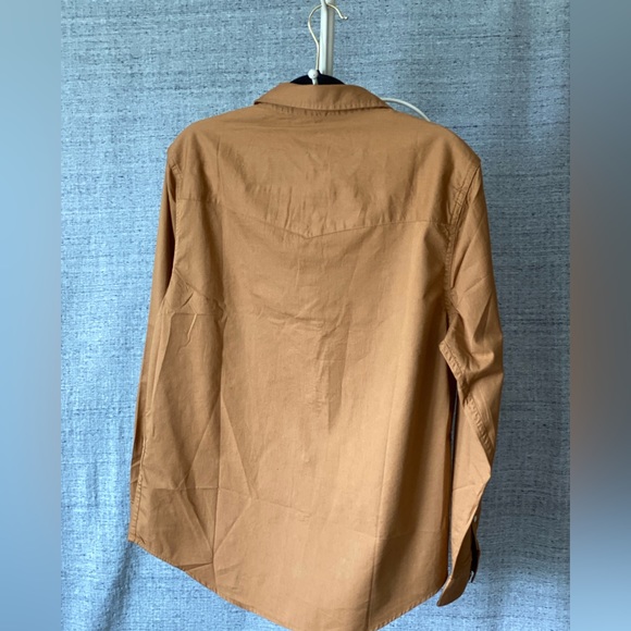 NWT True Religion Men’s Button Down Shirt Medium - Picture 2 of 6